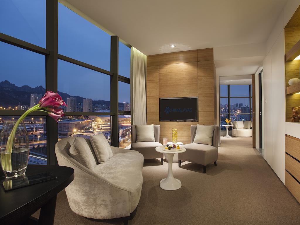 Himalayas Qingdao Hotel Rum bild